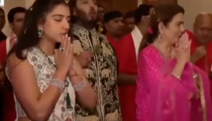 Ambani’s Ganesh Chaturthi Celebration, Huge Pandal With Big Flowers, Lanterns And More