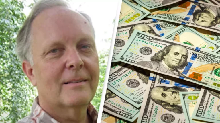 Man Becomes World’s First Quadrillionaire After PayPal Mistake
